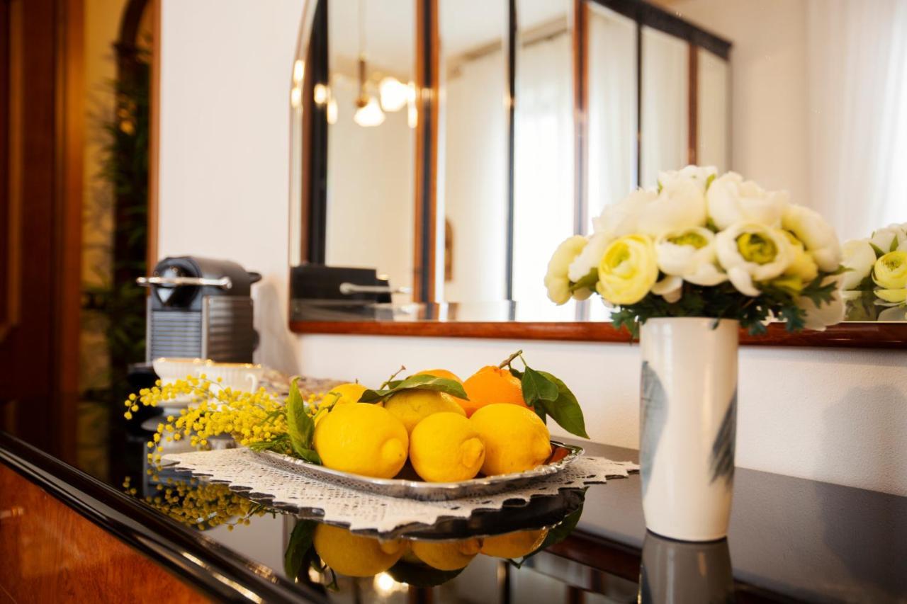 Room Cavour, Nearby Cinqueterre La Spezia Ngoại thất bức ảnh